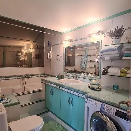 Bay View Апартаменты Каламата